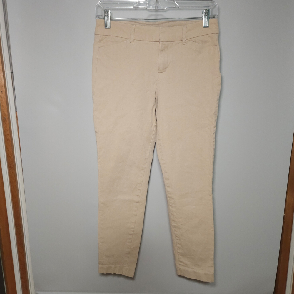 Old Navy Women's Tan Pants EUC • Size 4